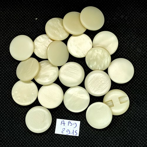 20 boutons en résine beige clair / blanc cassé - 18mm - abd2915