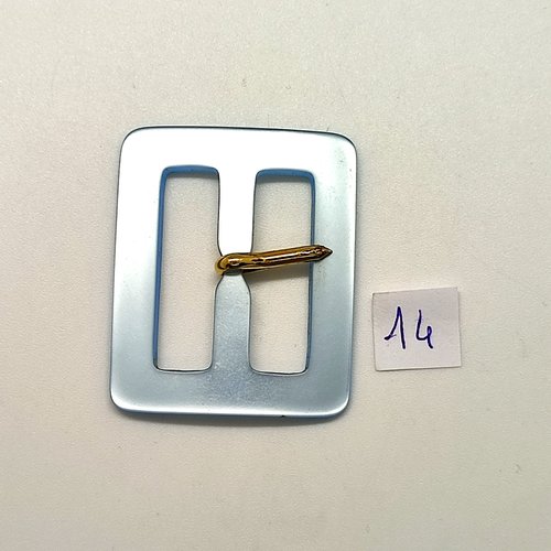 1 boucle de ceinture en résine bleu clair- 36x43mm