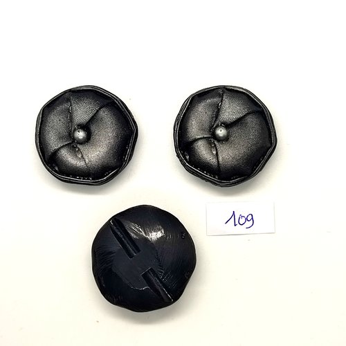 3 boutons en résine gris - 32mm - 109