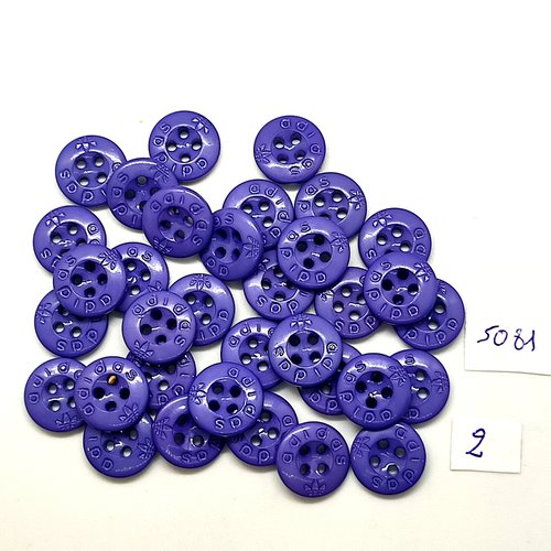 34 boutons en résine lilas foncé - 14mm - tr5081