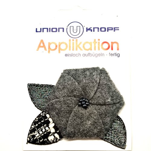 1 thermocollant / écusson à coudre - une fleur gris - 8cm
