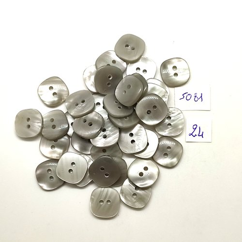 38 boutons en résine gris - 14x14mm - tr5081