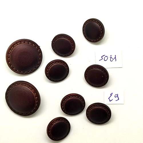 9 boutons en résine marron - 23mm et 15mm - tr5081