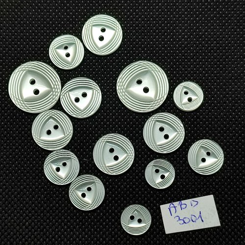 14 boutons en résine blanc - 18mm - 14mm - 12mm et 10mm - abd3001