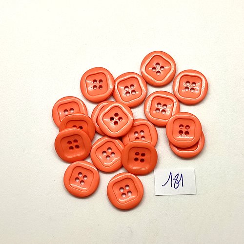 17 boutons en résine rose - 14mm