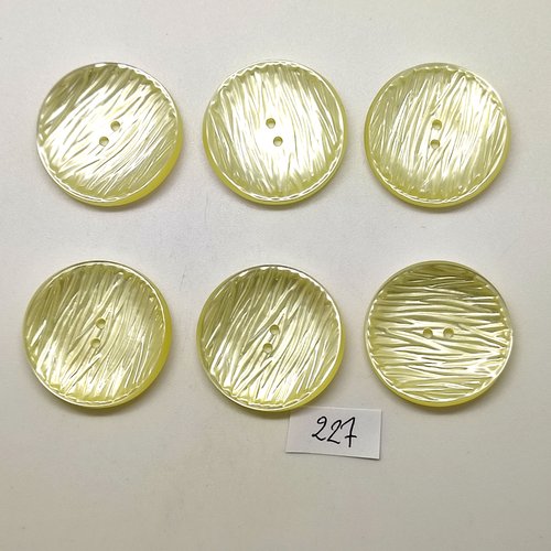 6 boutons en résine jaune - 30mm - 227