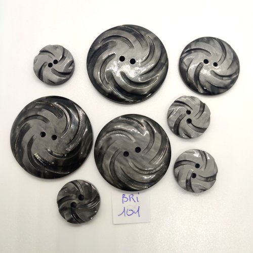 8 boutons en résine gris - 31mm - 35mm - 26mm et 18mm  - bri101