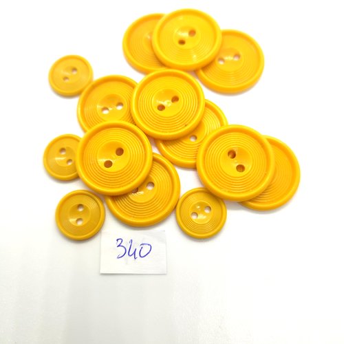 14 boutons en résine jaune - 22mm et 14mm - 340