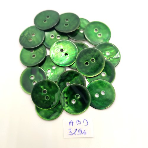 18 boutons en nacre vert - 18mm - abd3296