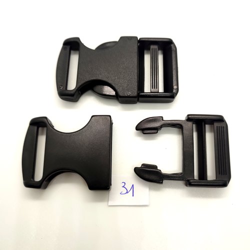 2 attaches en résine noir - fermé 26x56mm