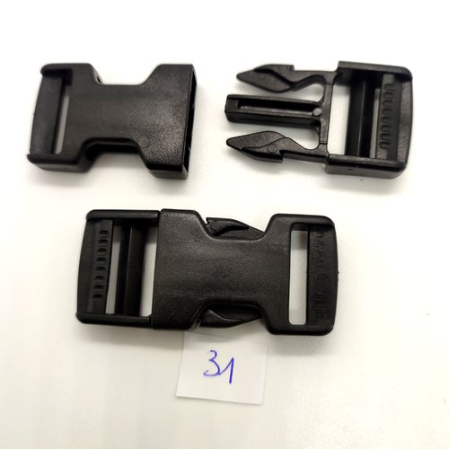 2 attaches en résine noir - fermé 34x62mm