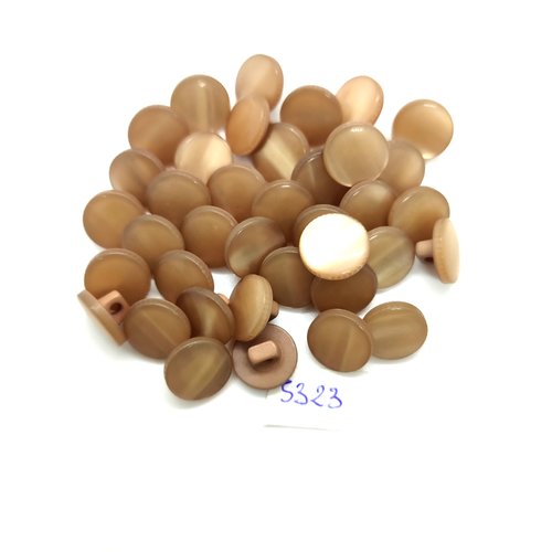 38 boutons en résine marron clair - 11mm - tr5323