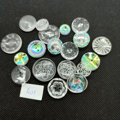 19 boutons en résine transparent - entre 11mm et 22mm - 401