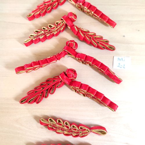 5 boutons brandebourg tissu rouge et doré - 12cm - bri202