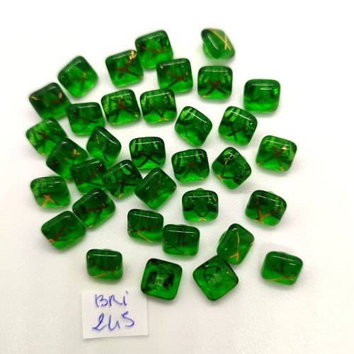 35 boutons en verre vert et doré - 8mm - bri245
