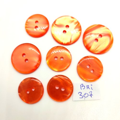 8 boutons en résine orange - 22mm et 18mm - bri307