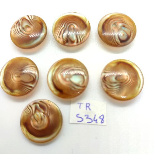7 boutons en résine beige - 18mm - tr5348