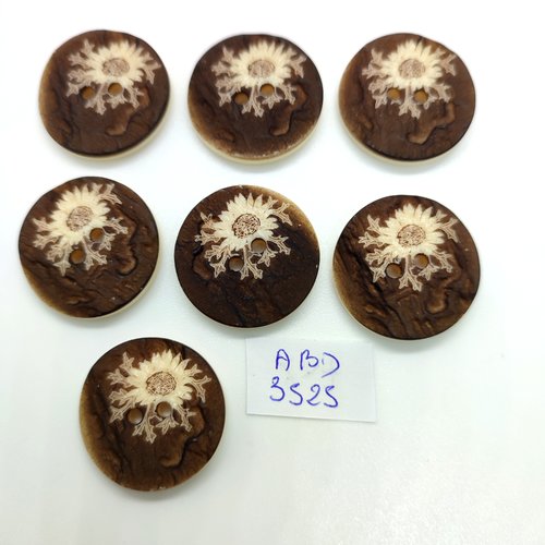 7 boutons en résine marron et écru (fleur) - 25mm - abd3525