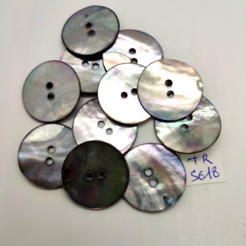 11 boutons en nacre gris - 23mm - tr5618