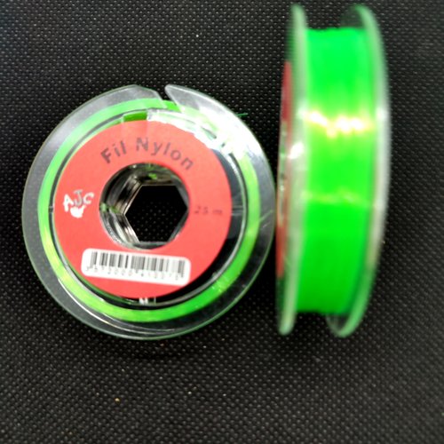 1 bobine de fil en nylon vert pomme - 25m