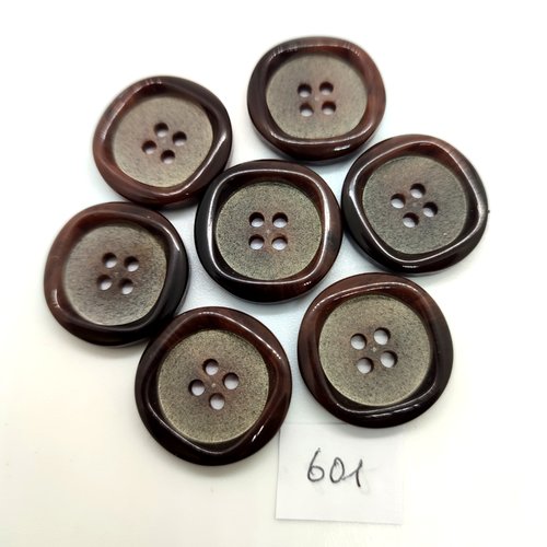 7 boutons en résine marron et gris - 22mm - 601