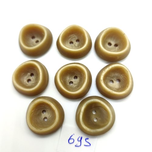 8 boutons en résine beige - 20mm - 695