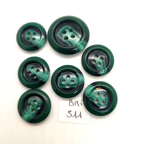 7 boutons en résine vert - 25mm et 19mm - bri511