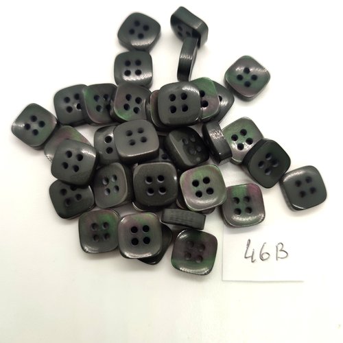 35 boutons en résine gris foncé - 10x10mm - 46b