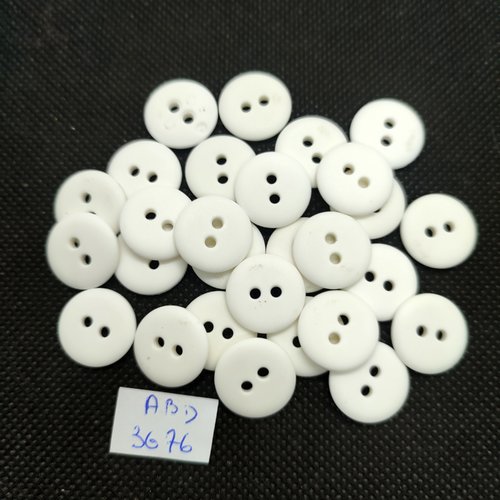 28 boutons en résine blanc - 15mm - abd3676
