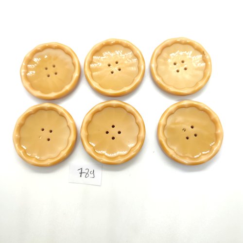 6 boutons en résine beige - 40mm - 789