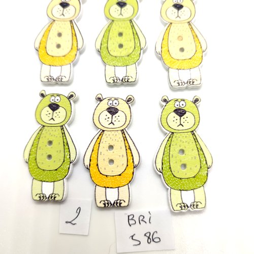 6 boutons fantaisie en bois jaune et vert - un ours - 20x41mm - bri586