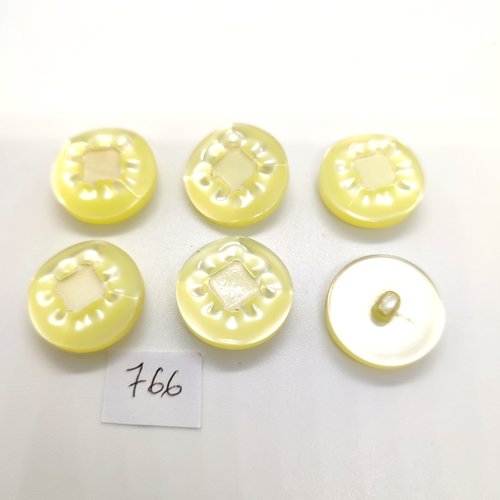 6 boutons en résine jaune - 22mm - 766bis