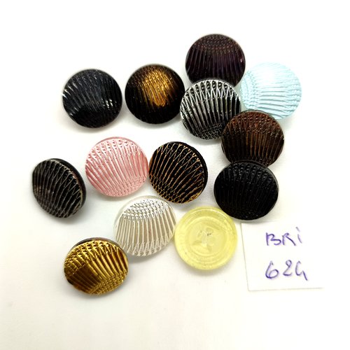 13 boutons en résine multicolore - 14/13mm - bri624