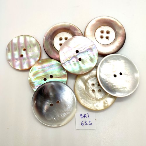 8 boutons en nacre ivoire et gris - entre 32mm et 37mm - bri655