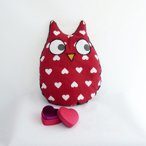 Coussin groz'yeux hibou rouge petits coeurs