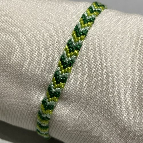 Bracelet brésilien chevrons "verdure"
