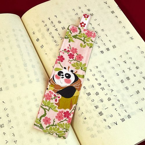 Marque-pages en tissu panda fleurs