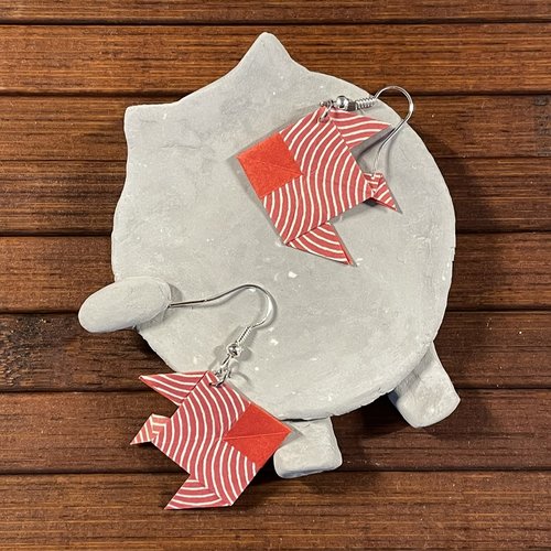 Boucles d'oreilles origami poisson rouge vagues