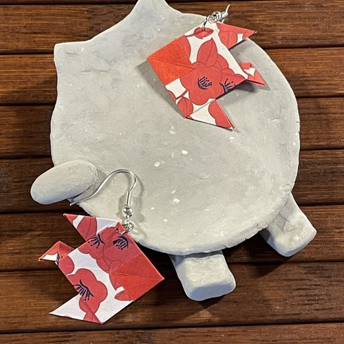 Boucles d'oreilles origami poisson fleurs rouges v2