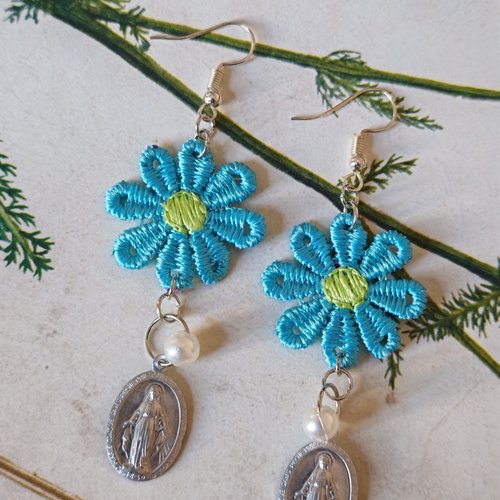 Boucles d'oreilles dentelle fleur