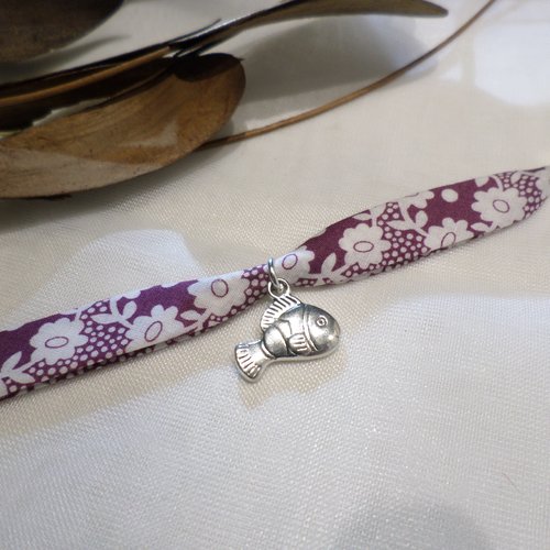 Bracelet enfant fille en tissu liberty fleuri violet et pendentif poisson, bijou original, idée cadeau