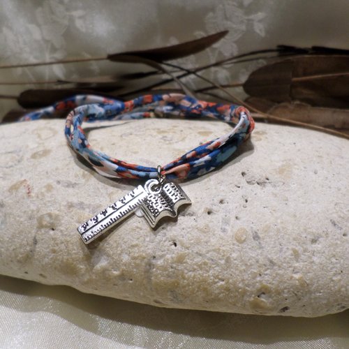 Bracelet maîtresse en liberty bleu et orange , bijou idée cadeau