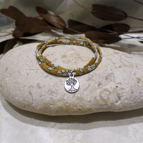 Bracelet liberty tissu fleuri moutarde et pendentif arbre de vie, bijou original, idée cadeau ado femme