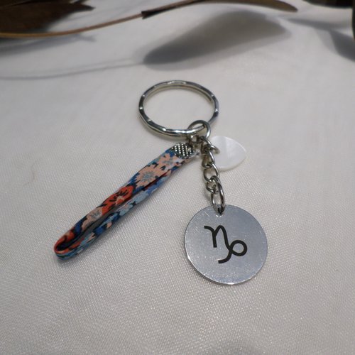 Porte-clé signe astrologique capricorne et tissu liberty orange bleue, bijou original, cadeau personnalisé