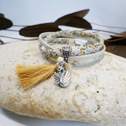 Bracelet cygne cuir beige et liberty fleuri sable, bijou original idée cadeau