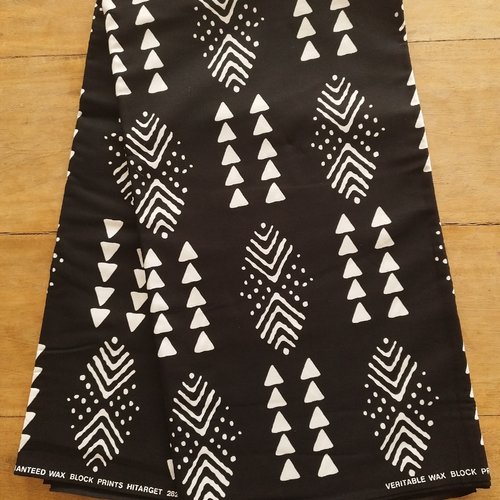 Tissu wax (par unités de 50 cm) - imprimé façon bogolan blanc fond noir - 100% coton - tissu africain