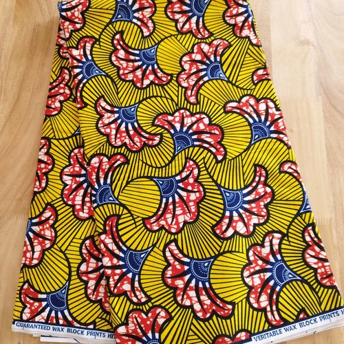 Tissu wax (par unités de 50 cm) - fleurs de mariage rouges orangés fond jaune - 100% coton - tissu africain