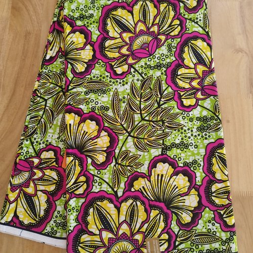 Tissu wax (par unités de 50 cm) - fleurs jaunes et roses fond vert - 100% coton - tissu africain