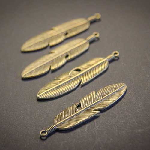 Lot de 15 pendentifs bronze plumes