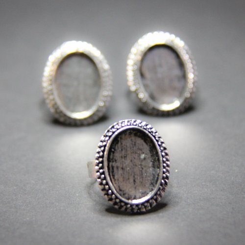 Lot de 13 bagues argentées 13x18